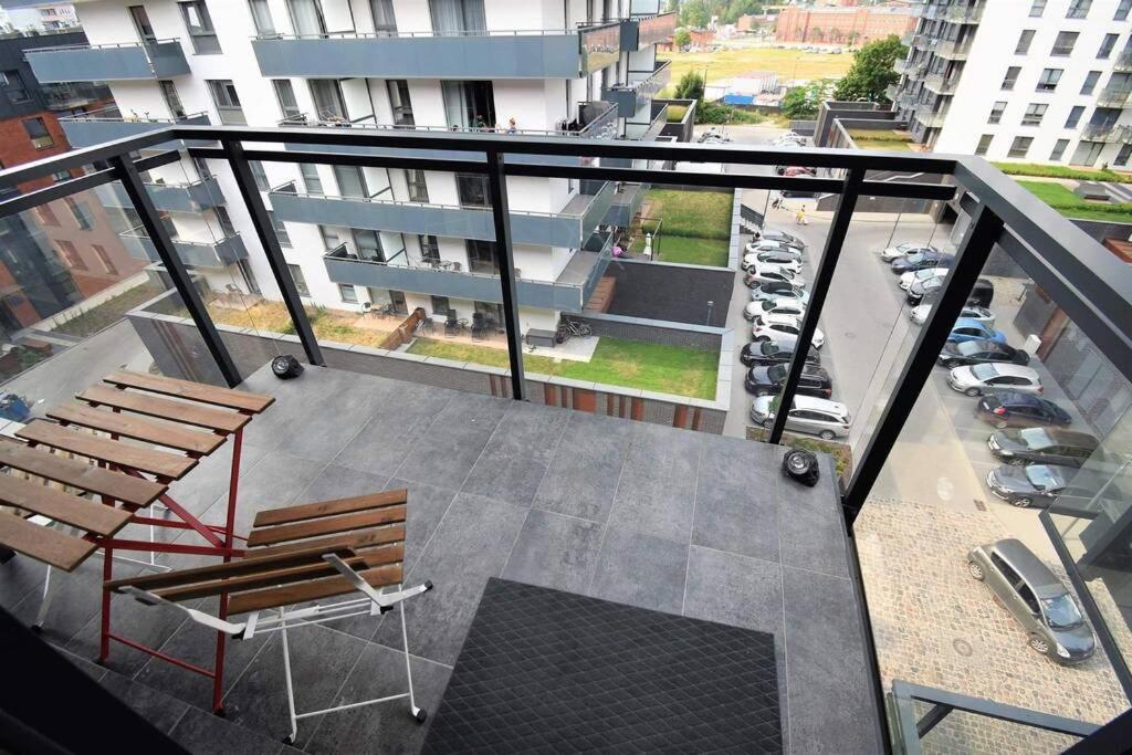 Blue Bastion Walowa 23c Z Klimatyzacja I Miejscem Parkingowym W Podziemnym Parkingu Apartment